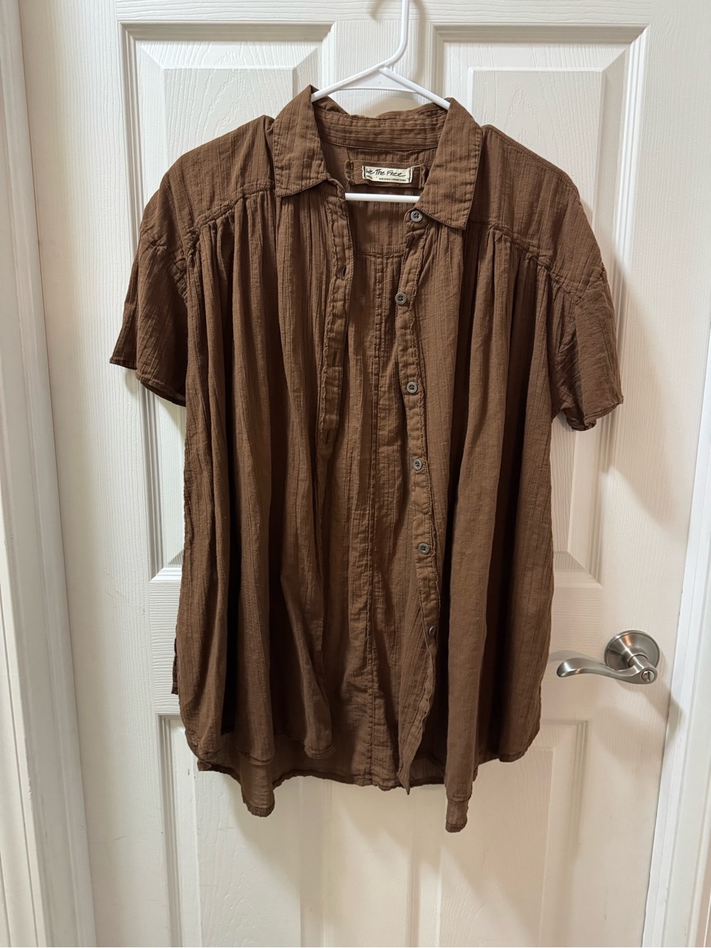 FREE PEOPLE
We The Free Float Away Shirt Small - Picture 4 of 13
